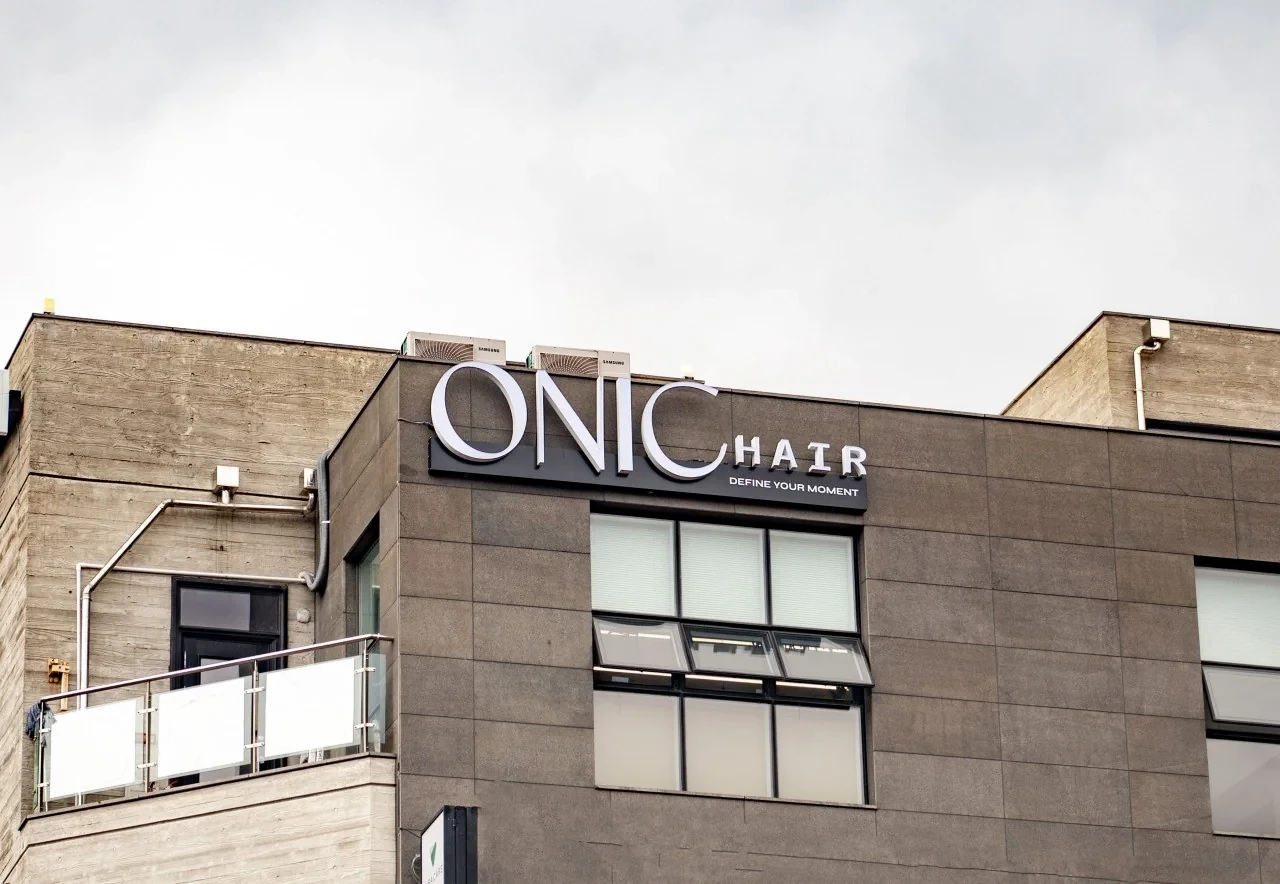 Building entrance for ONIC Hair in Nohyeong, Jeju